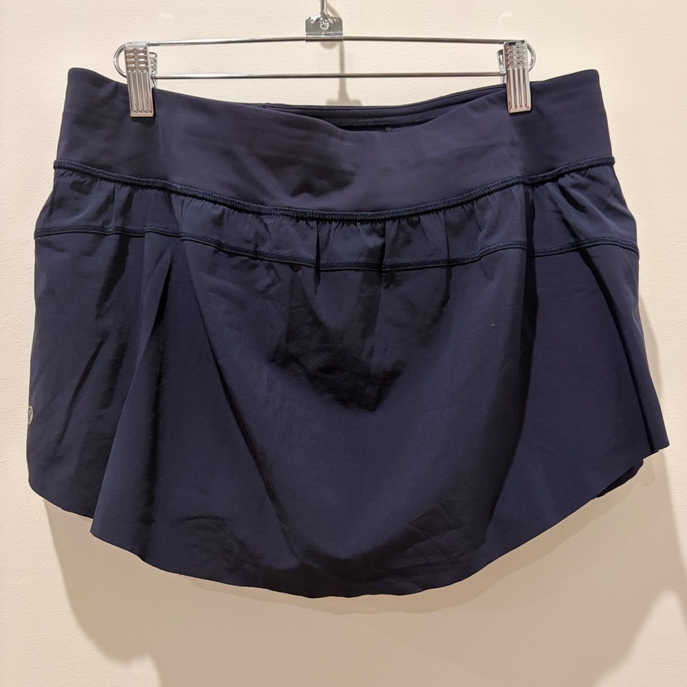 Lululemon final lap skirt